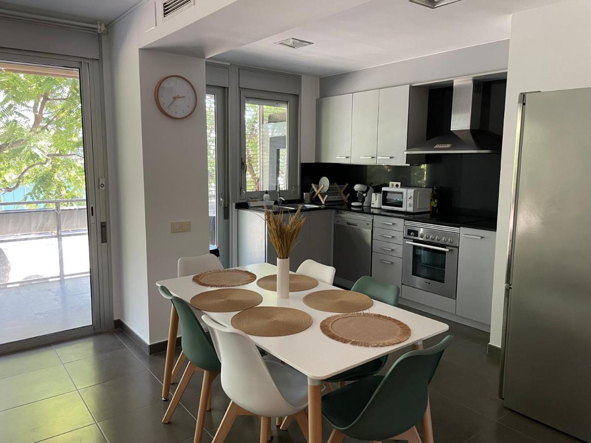 Standing Apartment Barcelona Forum Сант Адриа де Бесос Екстериор снимка
