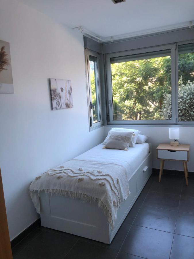 Standing Apartment Barcelona Forum Сант Адриа де Бесос Екстериор снимка